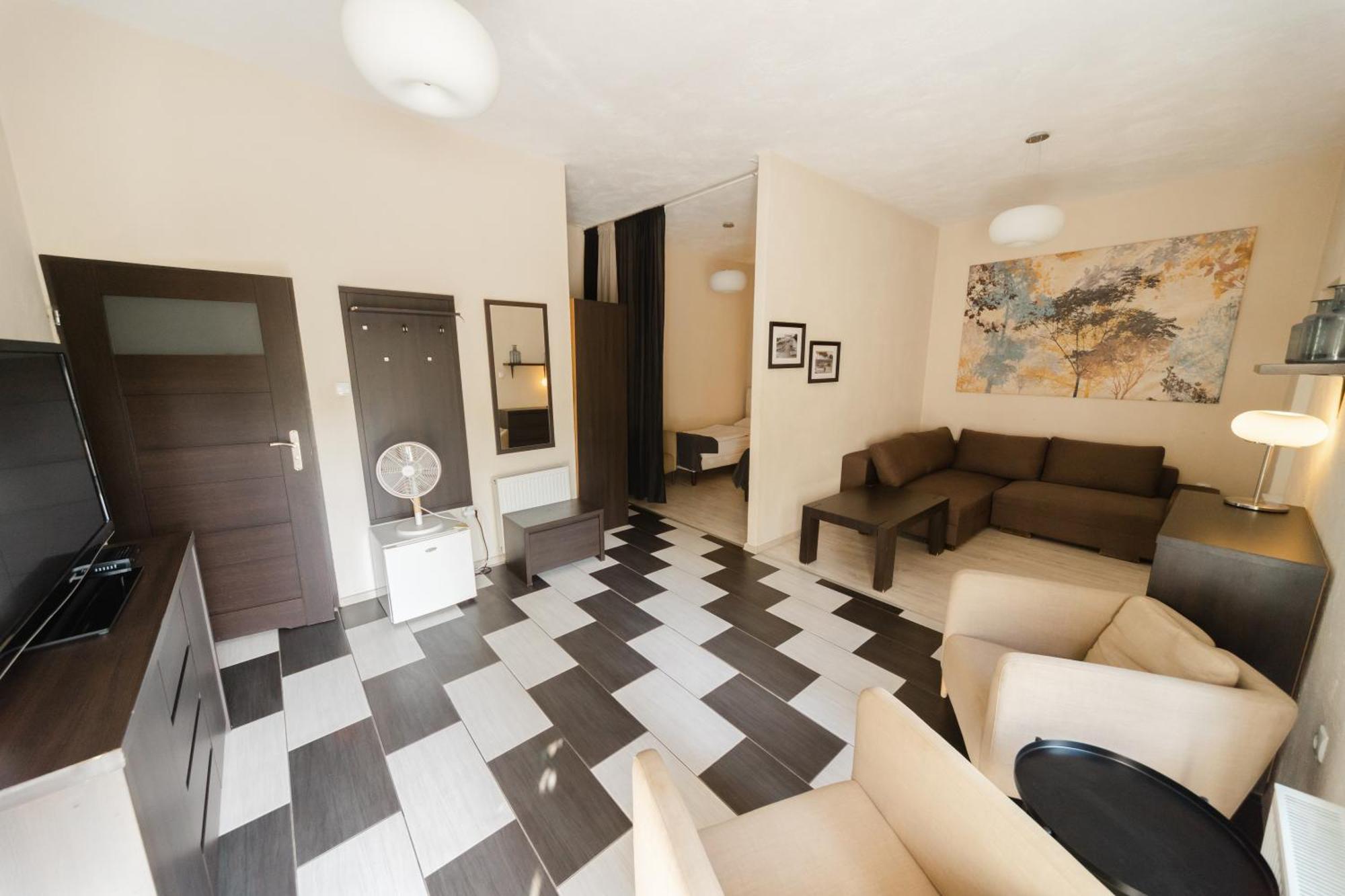 Sloneczna Hotel Sierakow  ภายนอก รูปภาพ